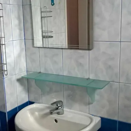 Къща За Гости Вя&Ра * 切尔诺莫雷茨
